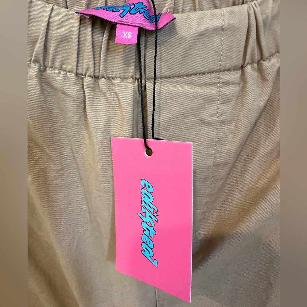 Edikted Bermuda Pocket Shorts XS - Picture 7 of 7